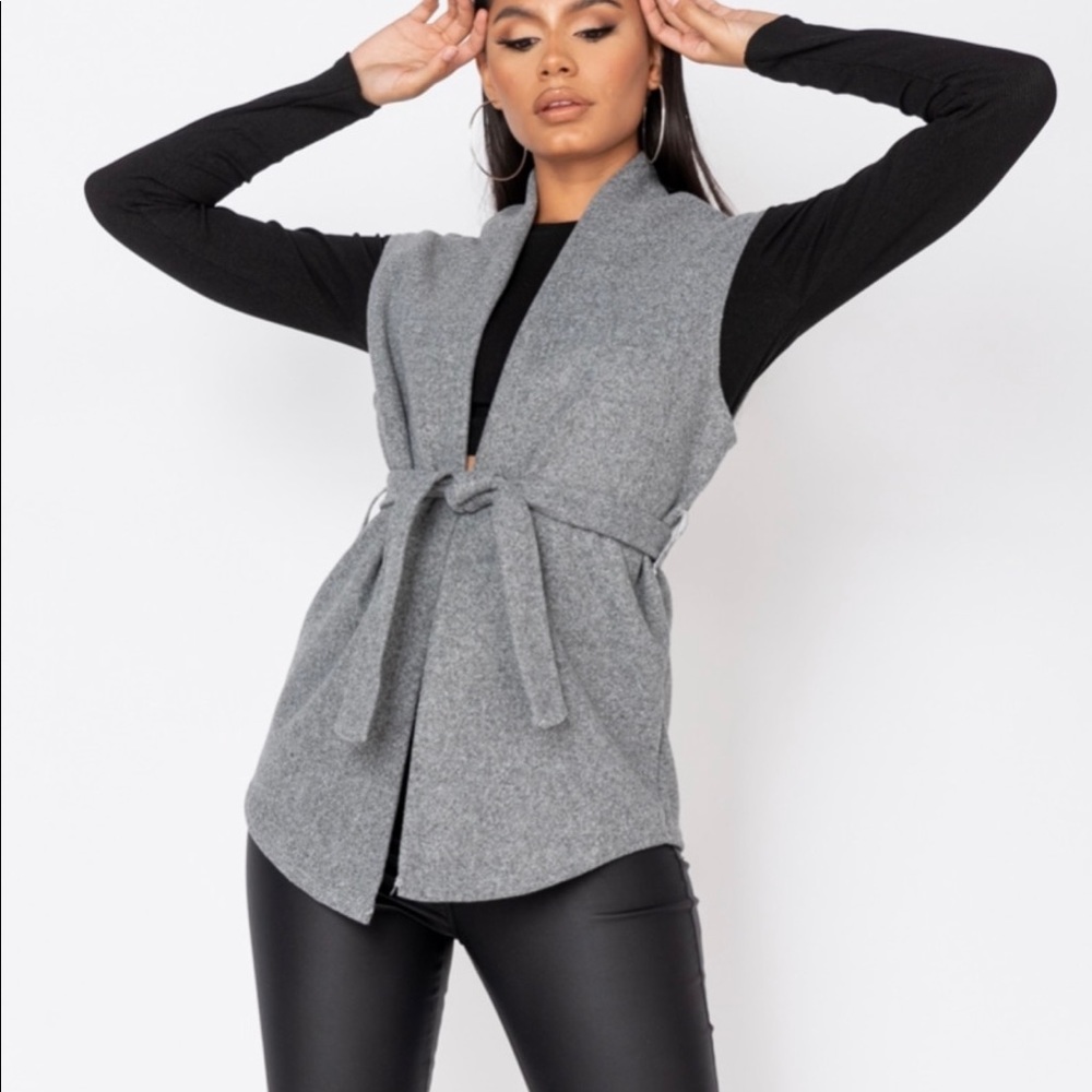 Short sleeves blazer
